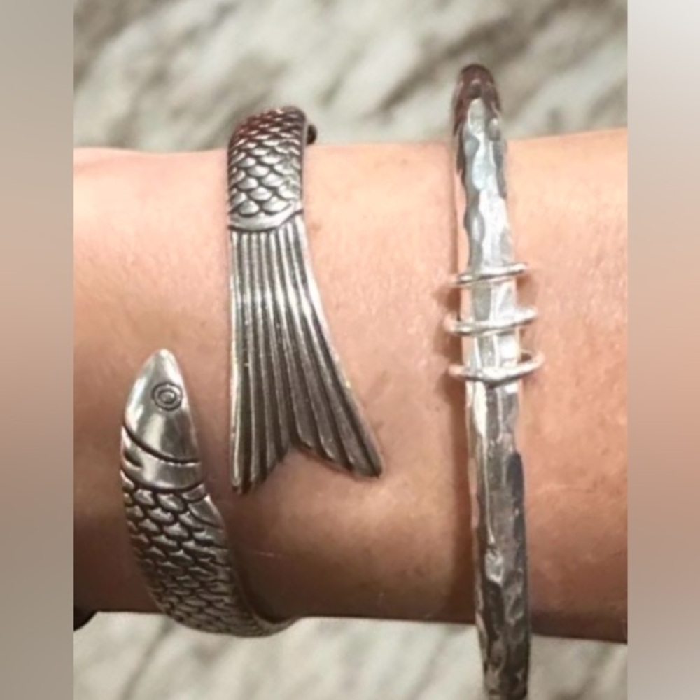 Minimalist Sterling Silver Cuff – Fish Bangle Bracelet, Modern Jewelry cape cod - Picture 2 of 6